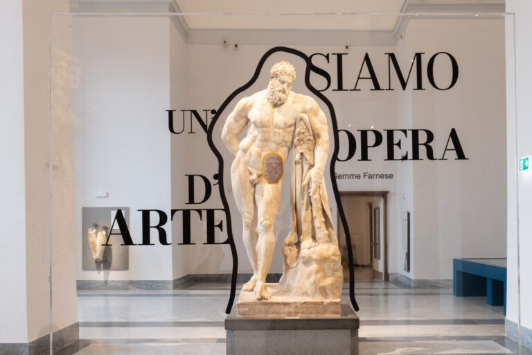 Oltre il punto di vista @MANN Oltre il punto di vista @MANN – scena urbana di Napoli, carta avorio, disegno a matita e inchiostro contrastato